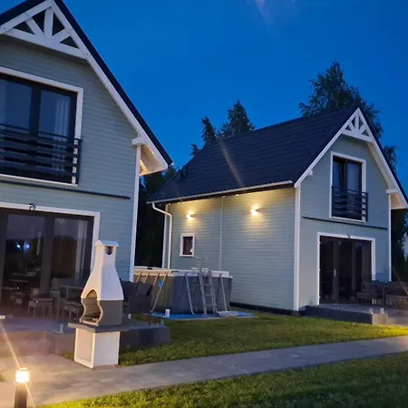 Morskie - Z Basenem 別荘 *