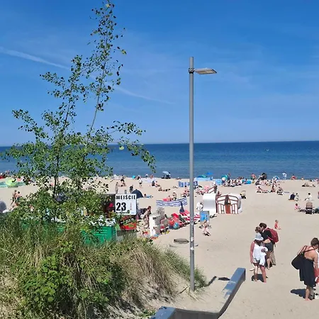 別荘 Morskie - Z Basenem Jastrzębia Góra